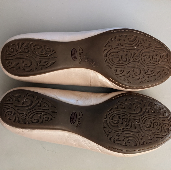 Clark's flat - Picture 2 of 2